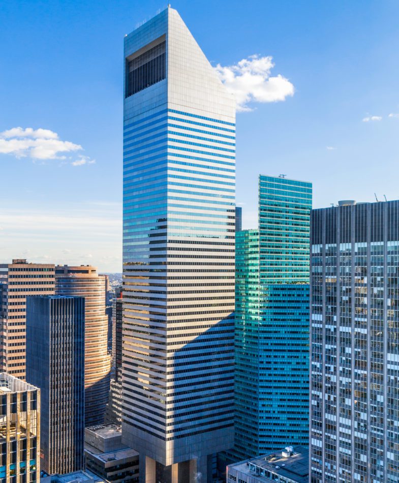 601 Lexington towering over Manhattan on a bright sunny day