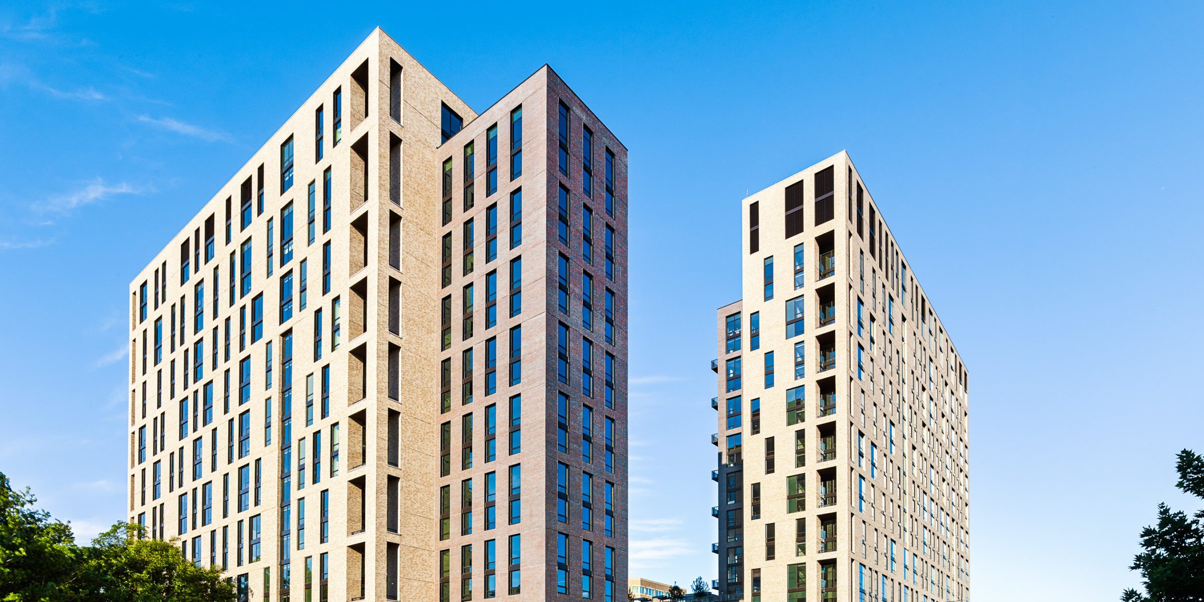 Exterior facade of both towers of Signature at Reston